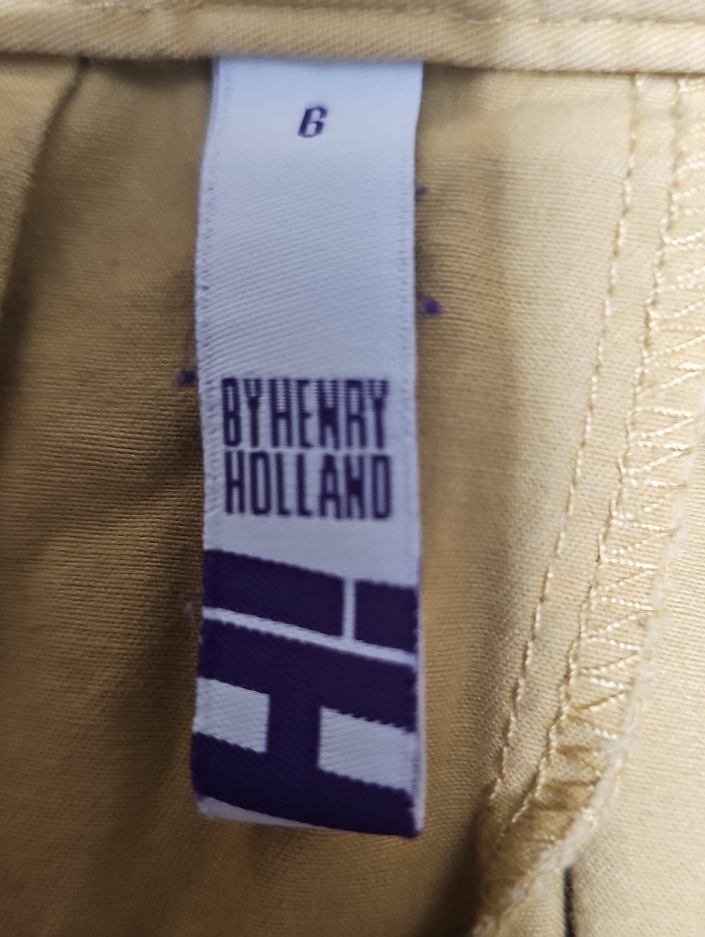 Henery Holland Casual Yellow Button-Front Skater Skirt - Picture 4 of 4
